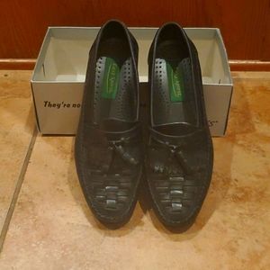 Easy spirit black leather loafer never worn 7.5